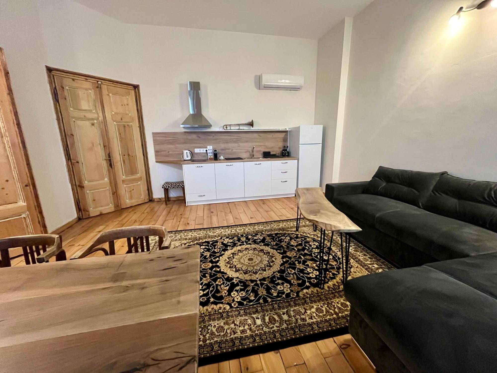 Skyler Vintage Apartments Plovdiv Ngoại thất bức ảnh