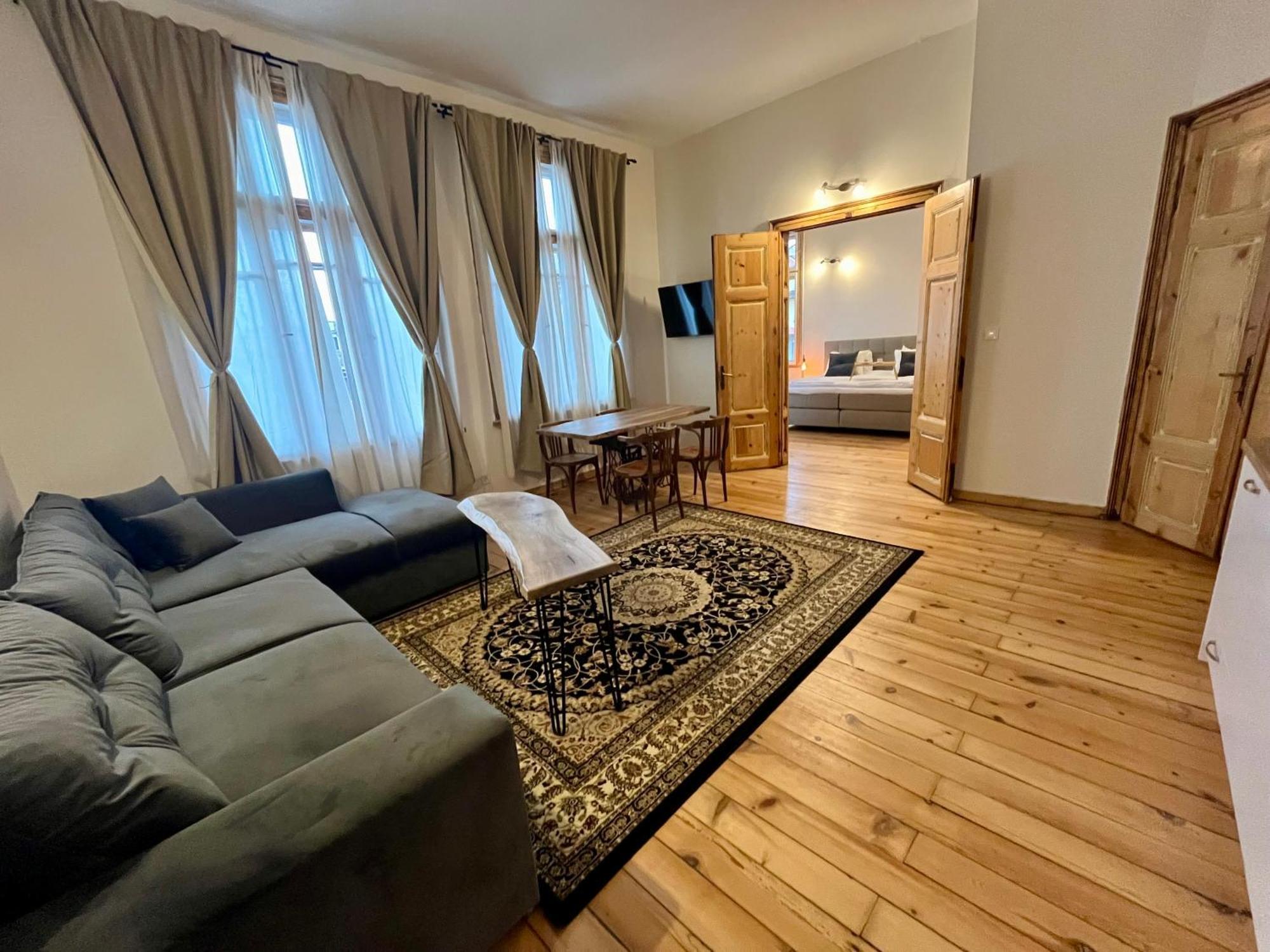 Skyler Vintage Apartments Plovdiv Ngoại thất bức ảnh