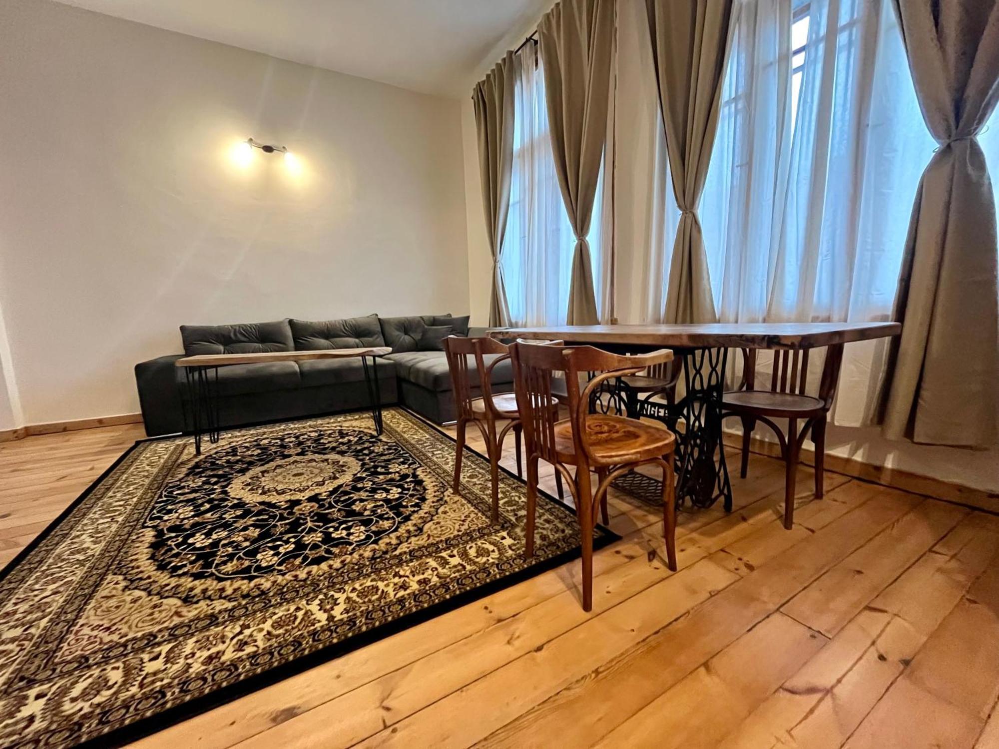 Skyler Vintage Apartments Plovdiv Ngoại thất bức ảnh
