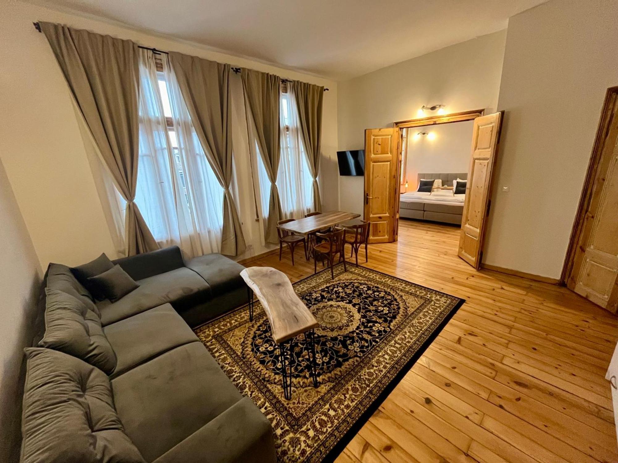 Skyler Vintage Apartments Plovdiv Ngoại thất bức ảnh