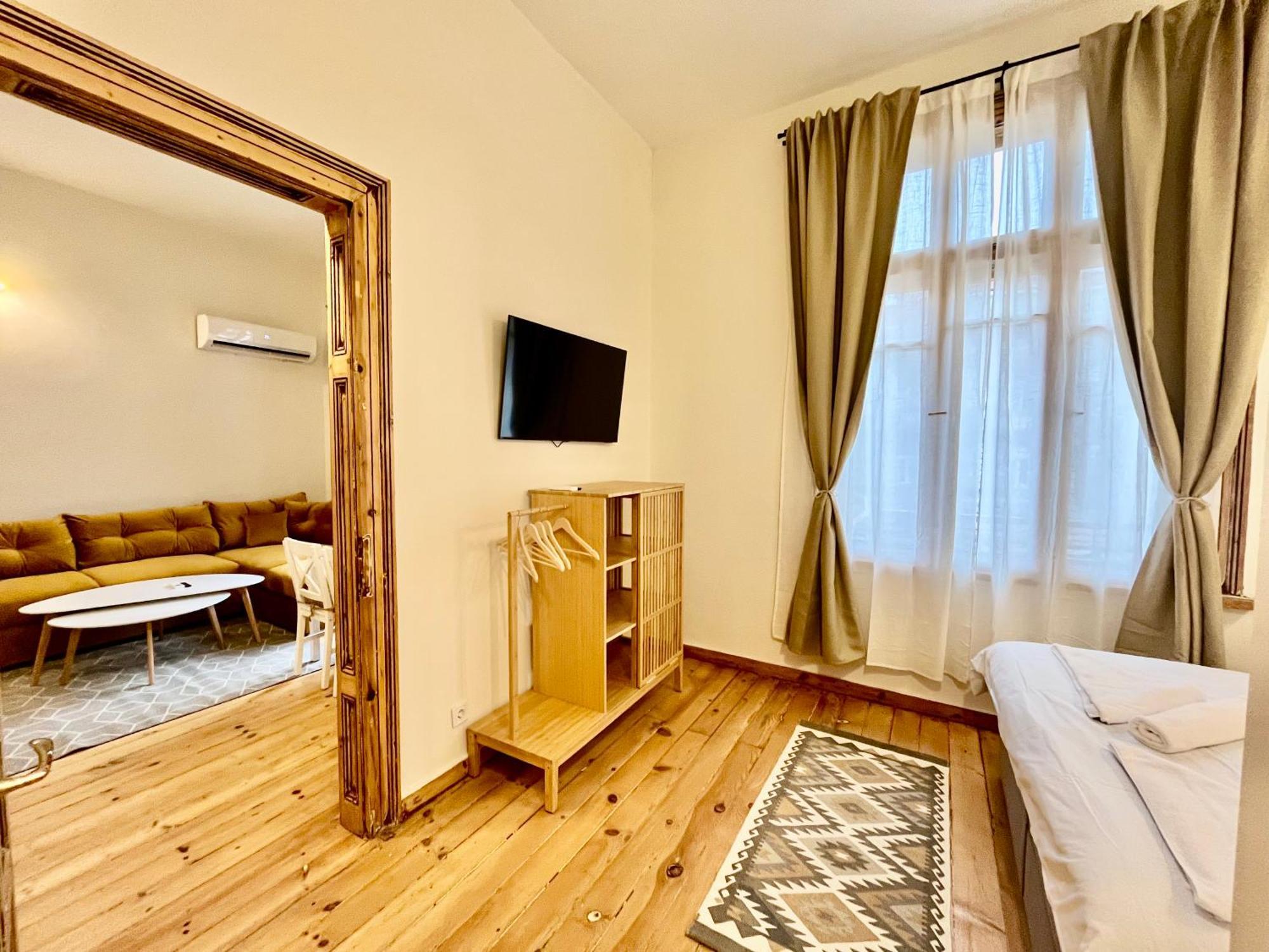 Skyler Vintage Apartments Plovdiv Ngoại thất bức ảnh
